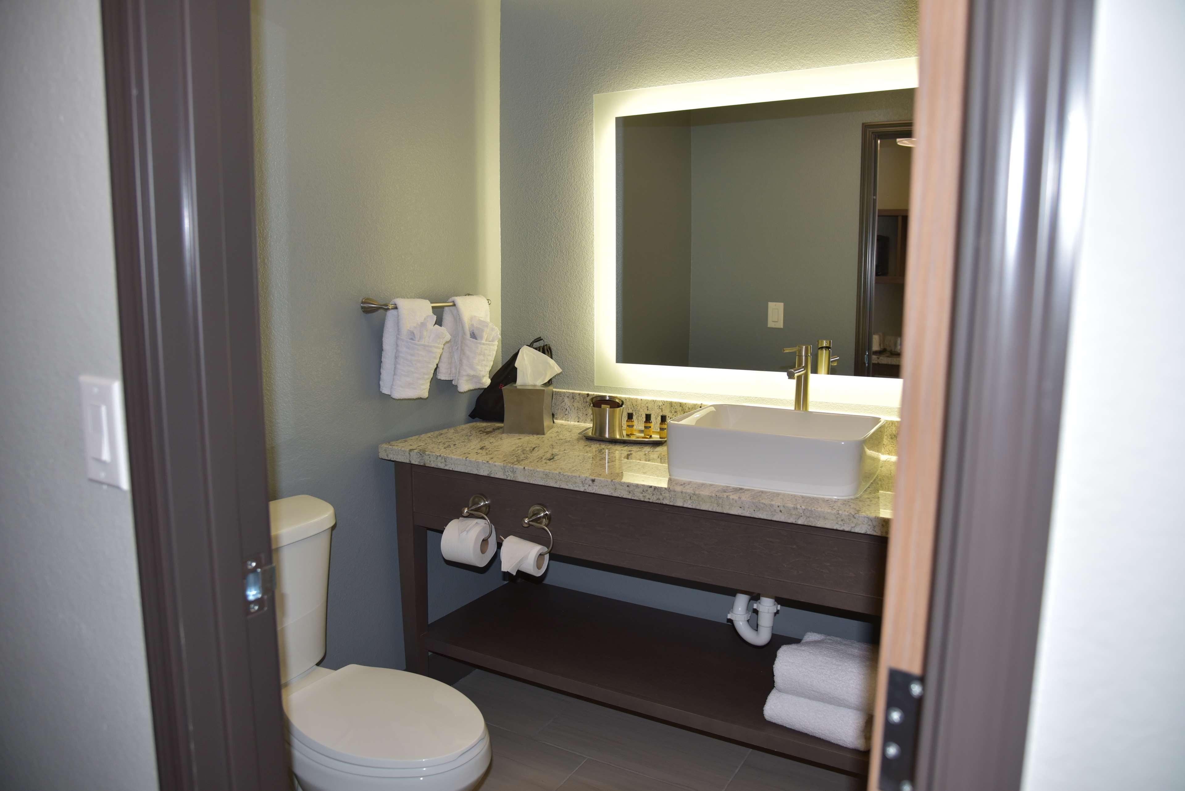 Best Western Plus Las Vegas West Bagian luar foto